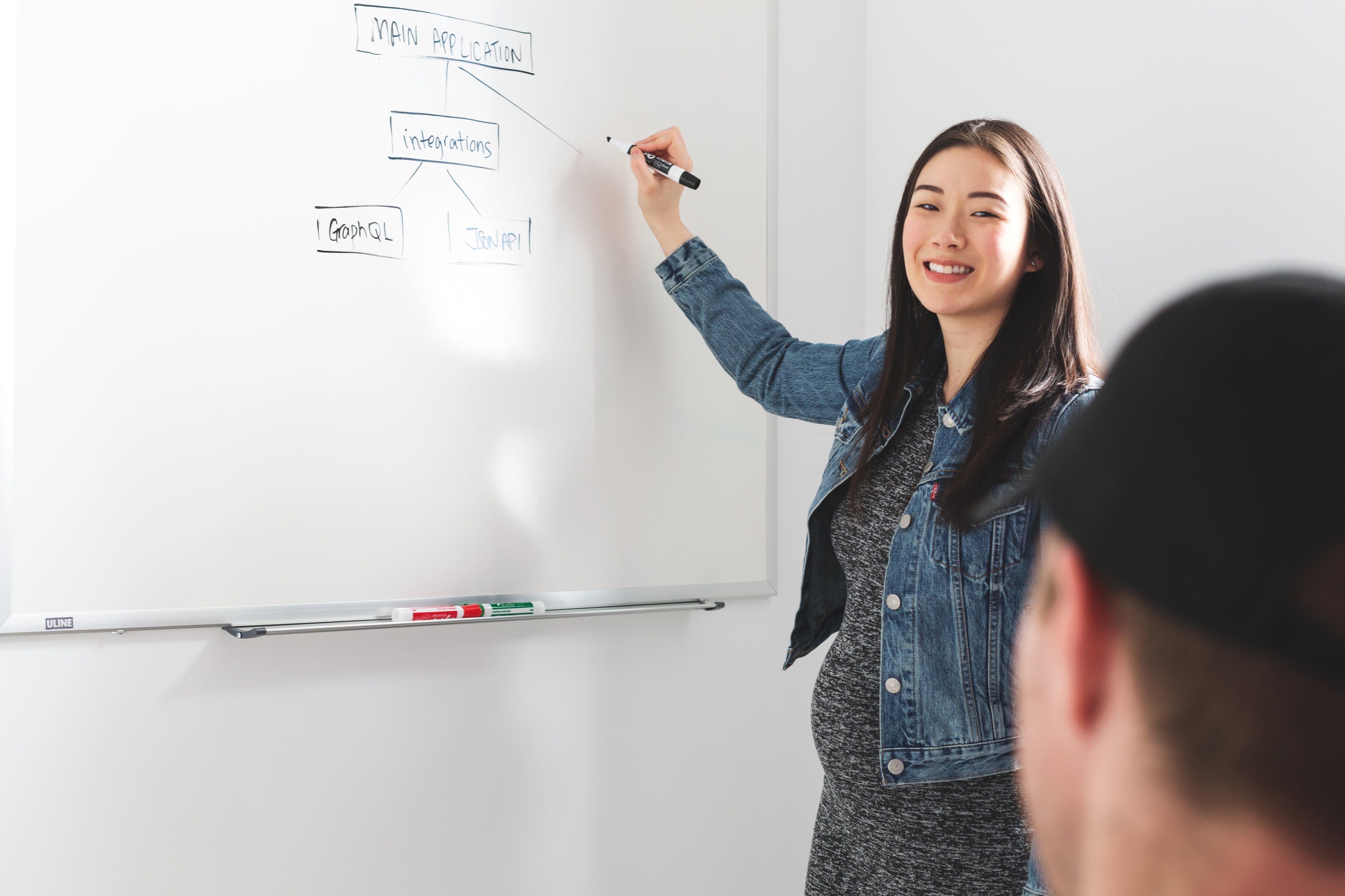 files/smiling-office-presentation.jpg